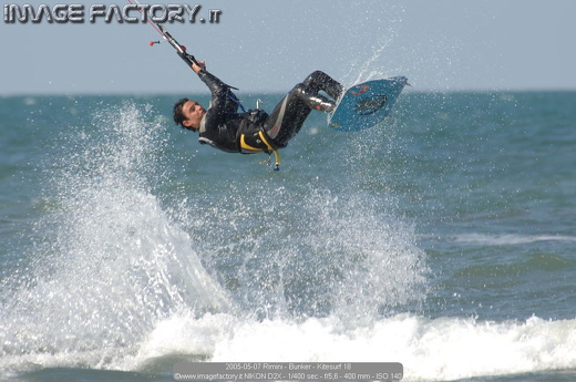 2005-05-07 Rimini - Bunker - Kitesurf 18